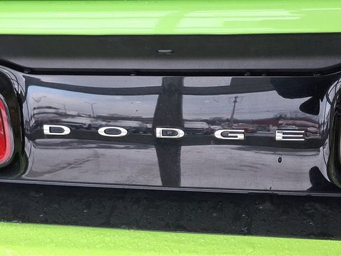 Used 2015 Dodge Challenger R/T w/ Quick Order Package 28B R/T image 29