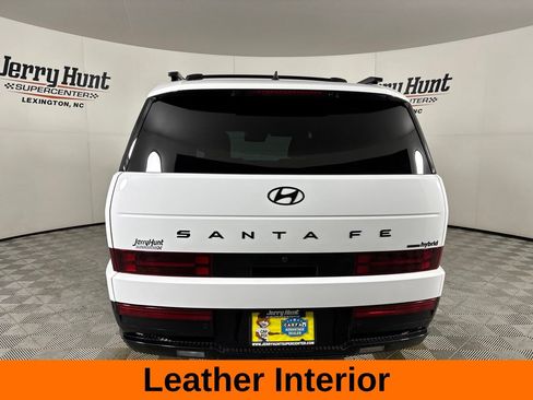 Used 2025 Hyundai Santa Fe Calligraphy AWD/4WD image 7