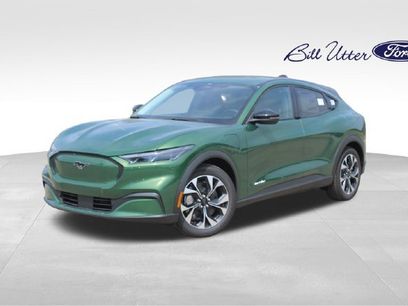New 2026 Ford Mustang Mach-E Select w/ Comfort Package Lite