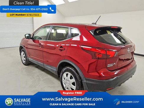 Used 2019 Nissan Rogue Sport S image 3