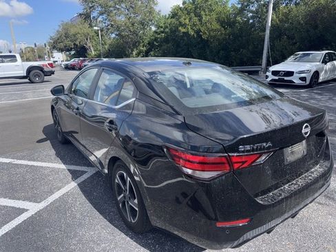 Used 2024 Nissan Sentra SV image 6