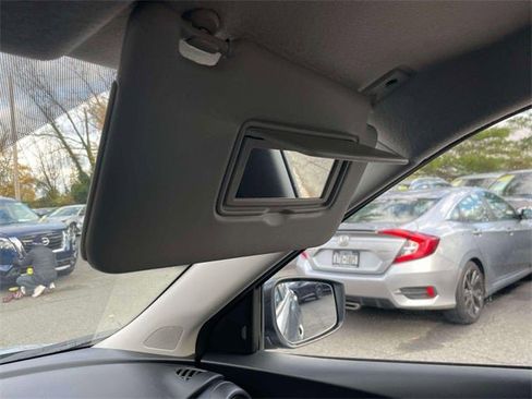 Certified 2025 Nissan Kicks Play S image 61