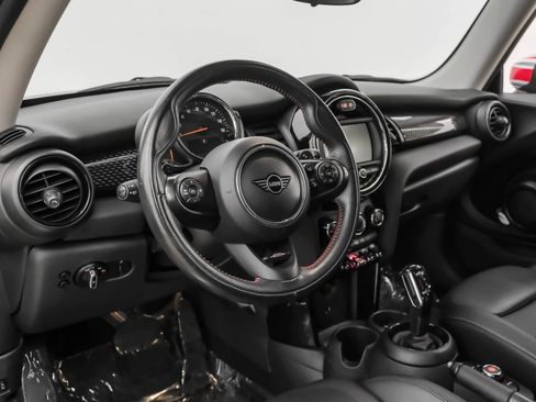 Used 2020 MINI Cooper S image 9