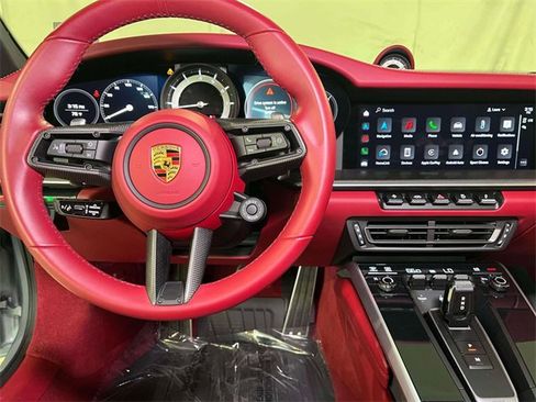 Used 2022 Porsche 911 Carrera 4S image 24