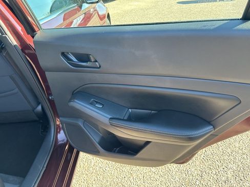 Used 2024 Nissan Altima 2.5 SV FWD image 22