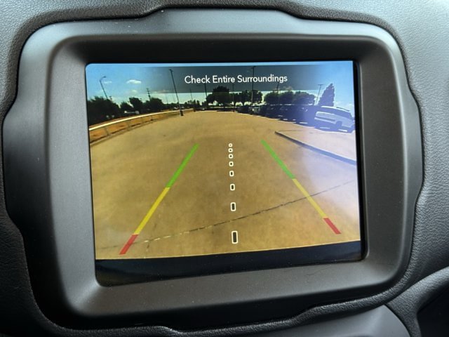 Used 2023 Jeep Renegade Trailhawk AWD/4WD image 18