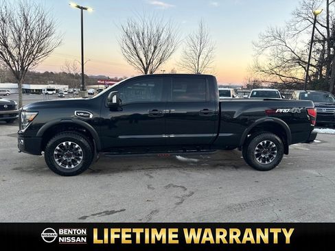 Used 2023 Nissan Titan PRO-4X w/ Pro-4x Convenience Package image 5