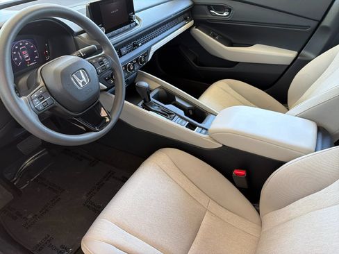Used 2024 Honda Accord EX image 10