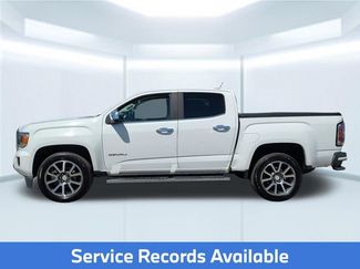Used 2020 GMC Canyon Denali video 2
