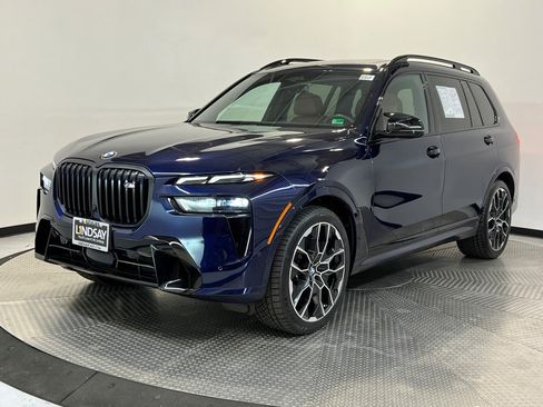 Used 2023 BMW X7 M60i w/ Executive Package image 3
