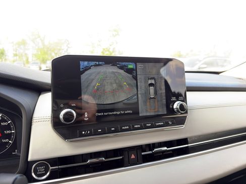 Used 2023 Mitsubishi Outlander SE image 27