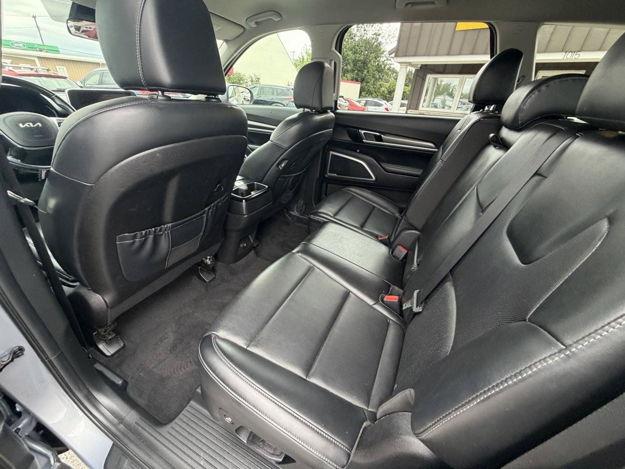 Used 2022 Kia Telluride LX AWD/4WD image 10