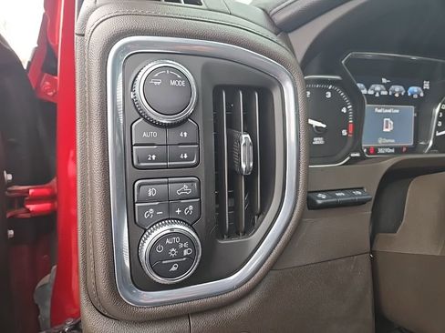Used 2022 GMC Sierra 3500 Denali w/ Denali Ultimate Package image 14
