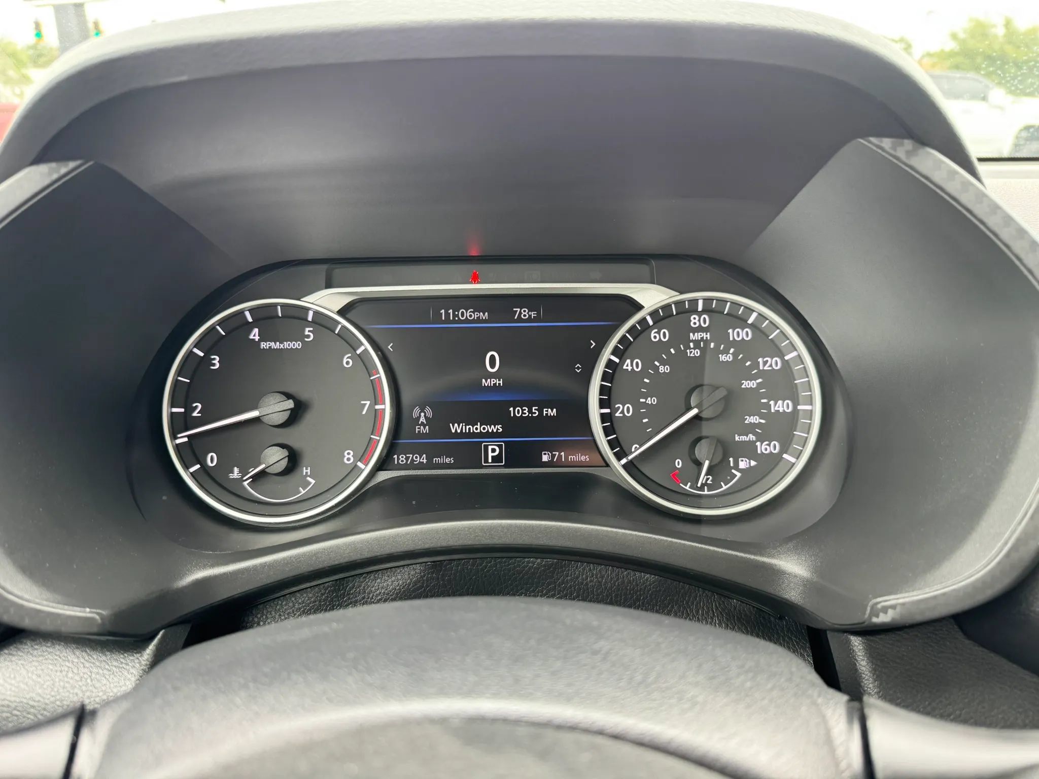 Used 2025 Nissan Sentra SV FWD image 11
