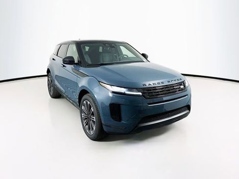 Used 2026 Land Rover Range Rover Evoque S image 3