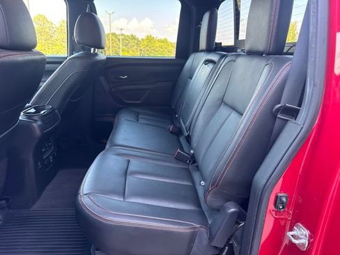 Used 2021 Nissan Titan PRO-4X w/ Pro-4x Convenience Package AWD/4WD image 11