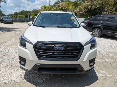 Certified 2023 Subaru Forester Premium w/ Popular Package #2 AWD/4WD image 9