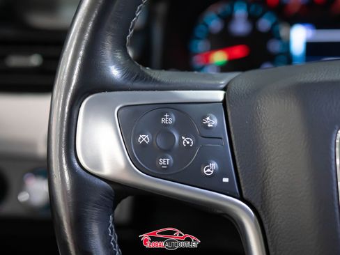 Used 2019 GMC Yukon XL SLT w/ Premium Edition image 25