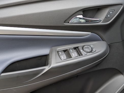 Used 2023 Chevrolet Bolt EUV LT w/ Convenience Package image 15