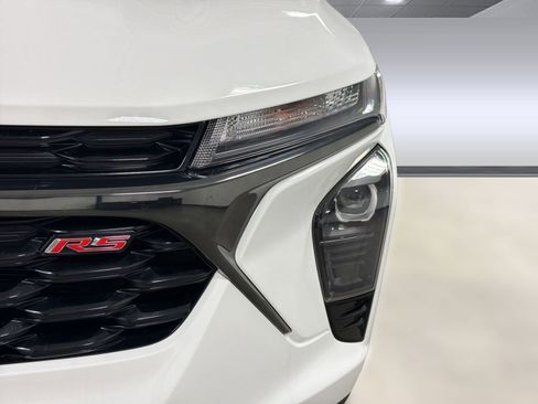 Used 2024 Chevrolet Trax RS w/ Driver Confidence Package image 9