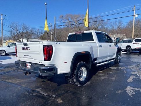 Used 2023 GMC Sierra 3500 SLT w/ SLT Convenience Package image 6
