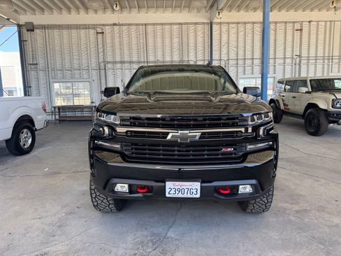 Used 2021 Chevrolet Silverado 1500 LT Trail Boss AWD/4WD image 3