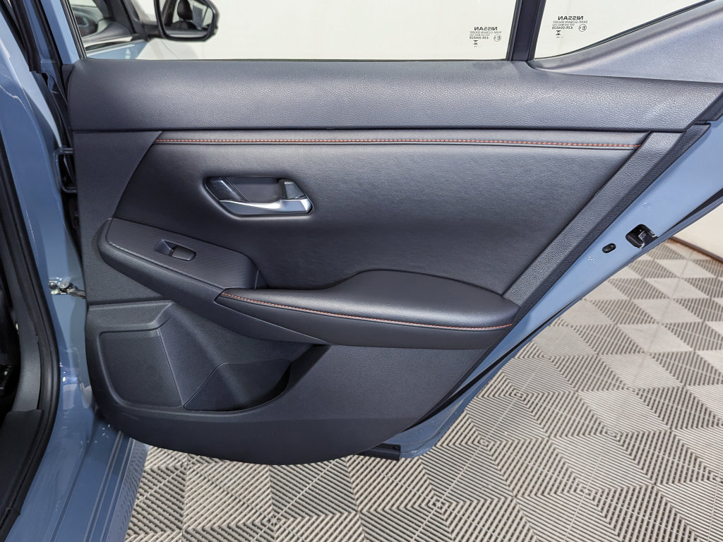 Used 2024 Nissan Sentra SR w/ SR Premium Package FWD image 41