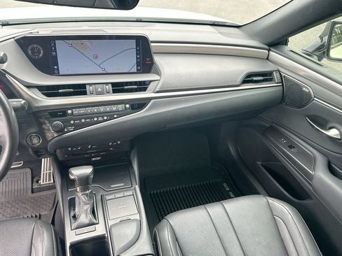 Used 2019 Lexus ES 350 F Sport w/ Accessory Package FWD image 20