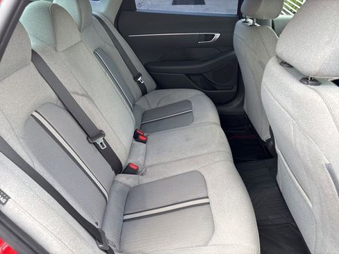 Used 2021 Hyundai Sonata SE image 14