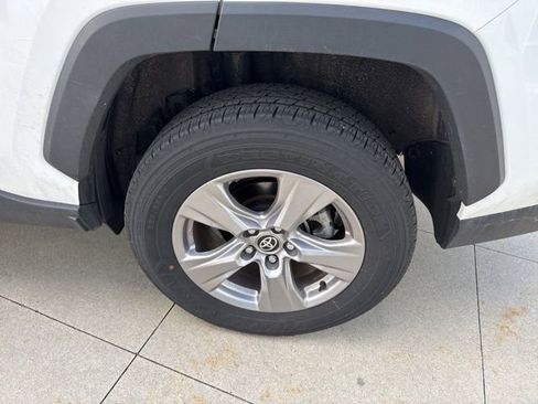 Used 2025 Toyota RAV4 XLE image 11