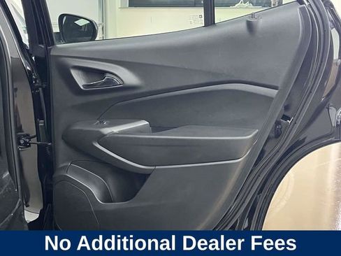 Used 2024 Chevrolet Trax LT w/ Driver Confidence Package FWD image 23