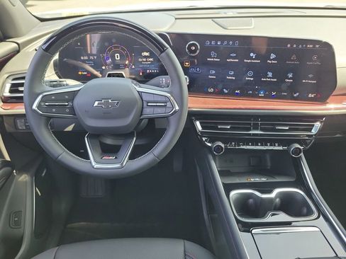 New 2026 Chevrolet Traverse Z71 image 4