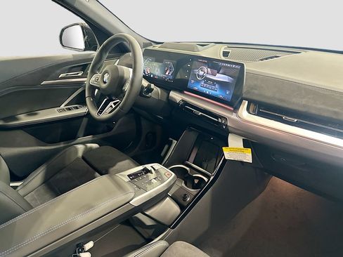 New 2026 BMW X2 xDrive28i w/ Technology Package AWD/4WD image 30