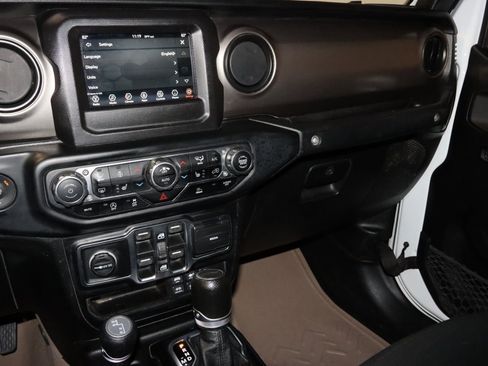 Used 2021 Jeep Gladiator Sport AWD/4WD image 49