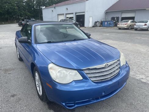 Used 2008 Chrysler Sebring LX image 7