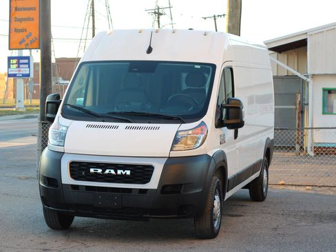 Used 2022 RAM ProMaster 2500 FWD image 3