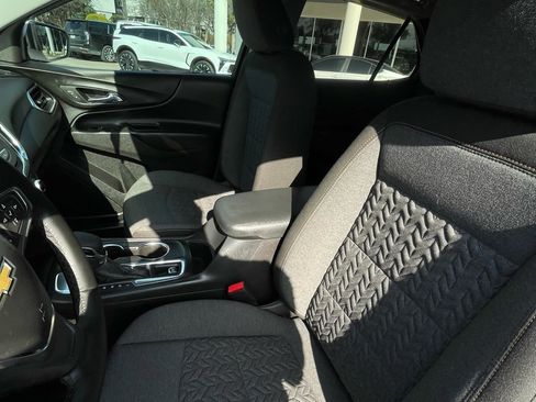 Used 2024 Chevrolet Equinox LT image 21