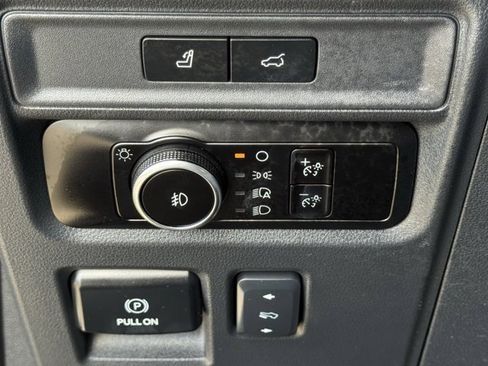 Used 2023 Ford Expedition Max Limited image 24