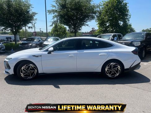 Used 2024 Hyundai Sonata SEL w/ Convenience Package FWD image 5