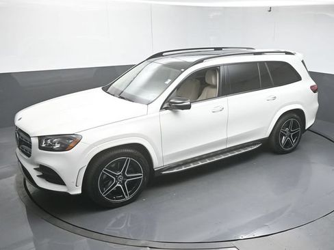 Used 2023 Mercedes-Benz GLS 450 4MATIC image 53