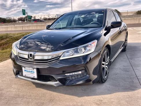 Used 2016 Honda Accord Sport image 2