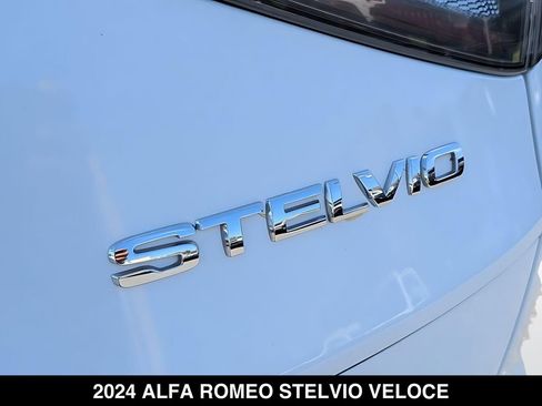 Used 2024 Alfa Romeo Stelvio Veloce AWD/4WD image 6