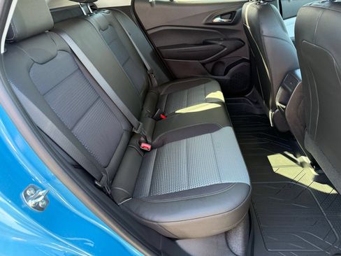 New 2026 Chevrolet Trax LT w/ LT Convenience Package FWD image 34