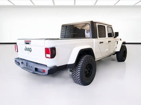 Used 2022 Jeep Gladiator Sport AWD/4WD image 4