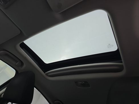 Used 2017 Honda HR-V EX image 28