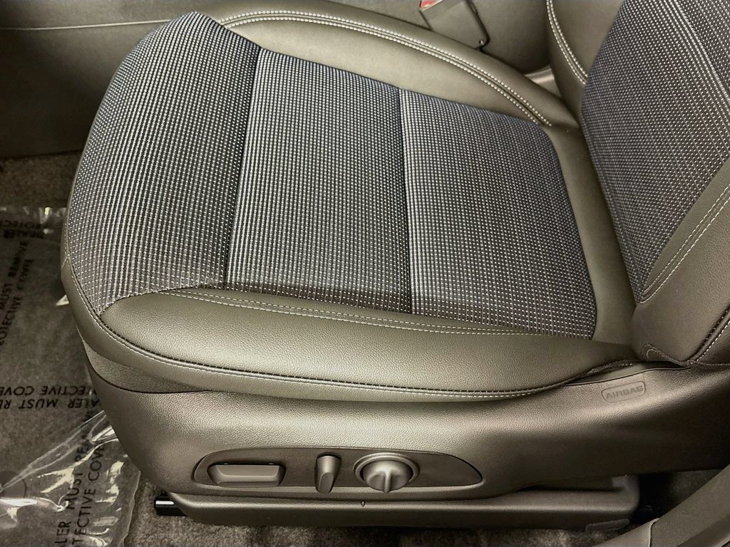 New 2026 Buick Envista Preferred w/ Convenience I Package FWD image 17