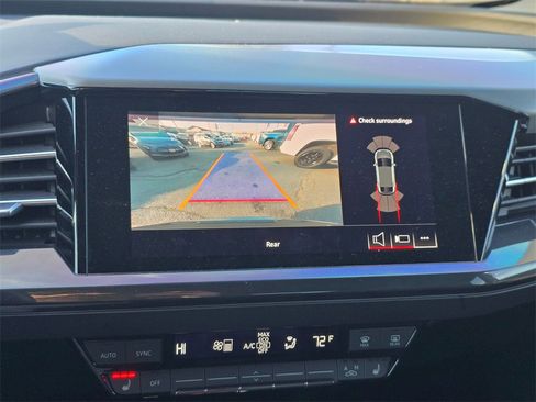 Used 2022 Audi Q4 e-tron Premium Plus w/ Premium Plus image 4