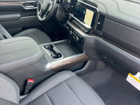 New 2026 Chevrolet Silverado 2500 LT w/ Trail Boss Package AWD/4WD image 12