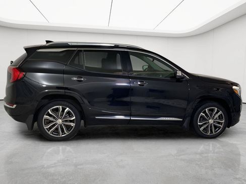 Used 2020 GMC Terrain Denali w/ Denali Premium Package AWD/4WD image 10