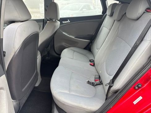 Used 2012 Hyundai Accent SE image 16